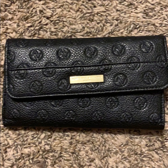 Wallet - Picture 1 of 2